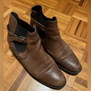 Chelsea Boots